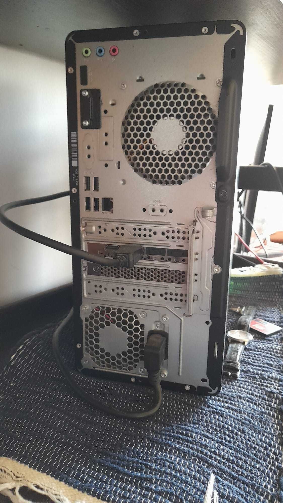 Computador gaming - PC GAMING Desktop + Monitor AOC 165 Hz