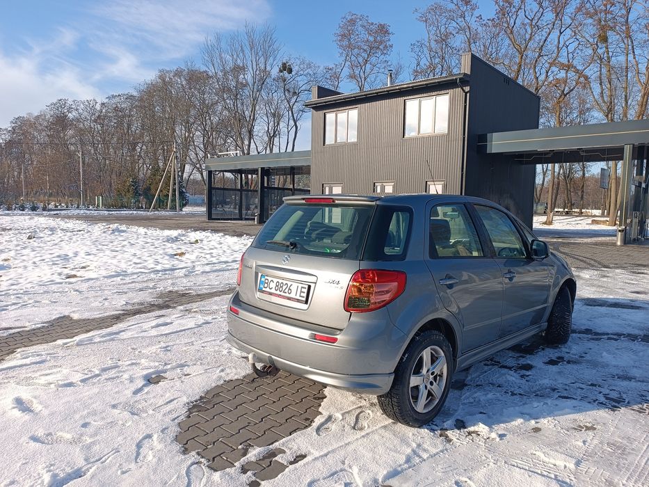 Suzuki SX4 1.6 бензин
