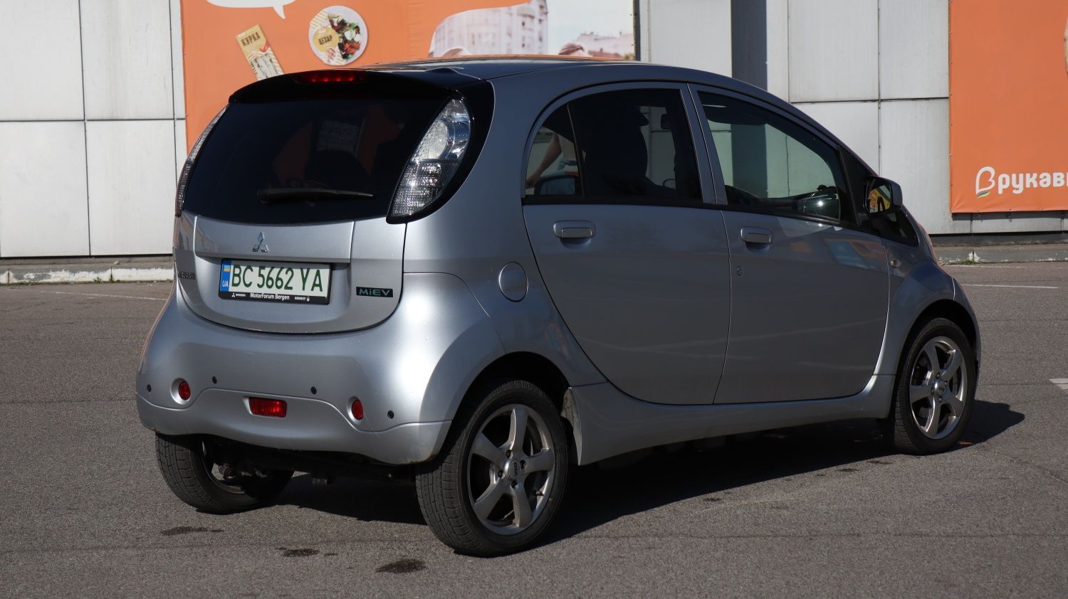 Електро автомобіль Mitsubishi iMiev, iOn, C-zero