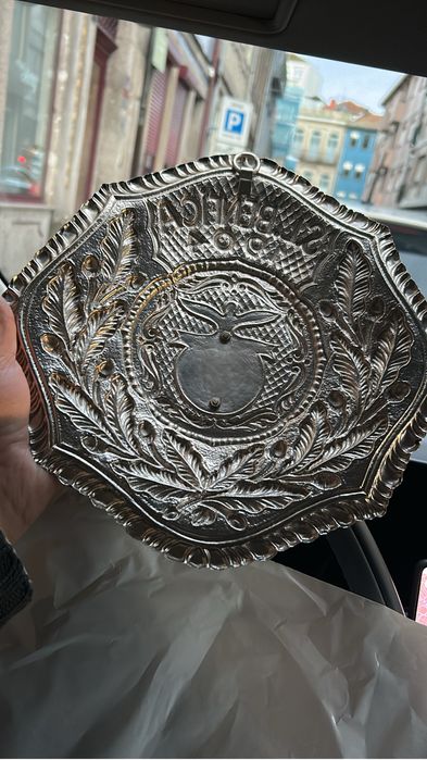 Sport Lisboa e Benfica emblema esmaltado em prato de parede