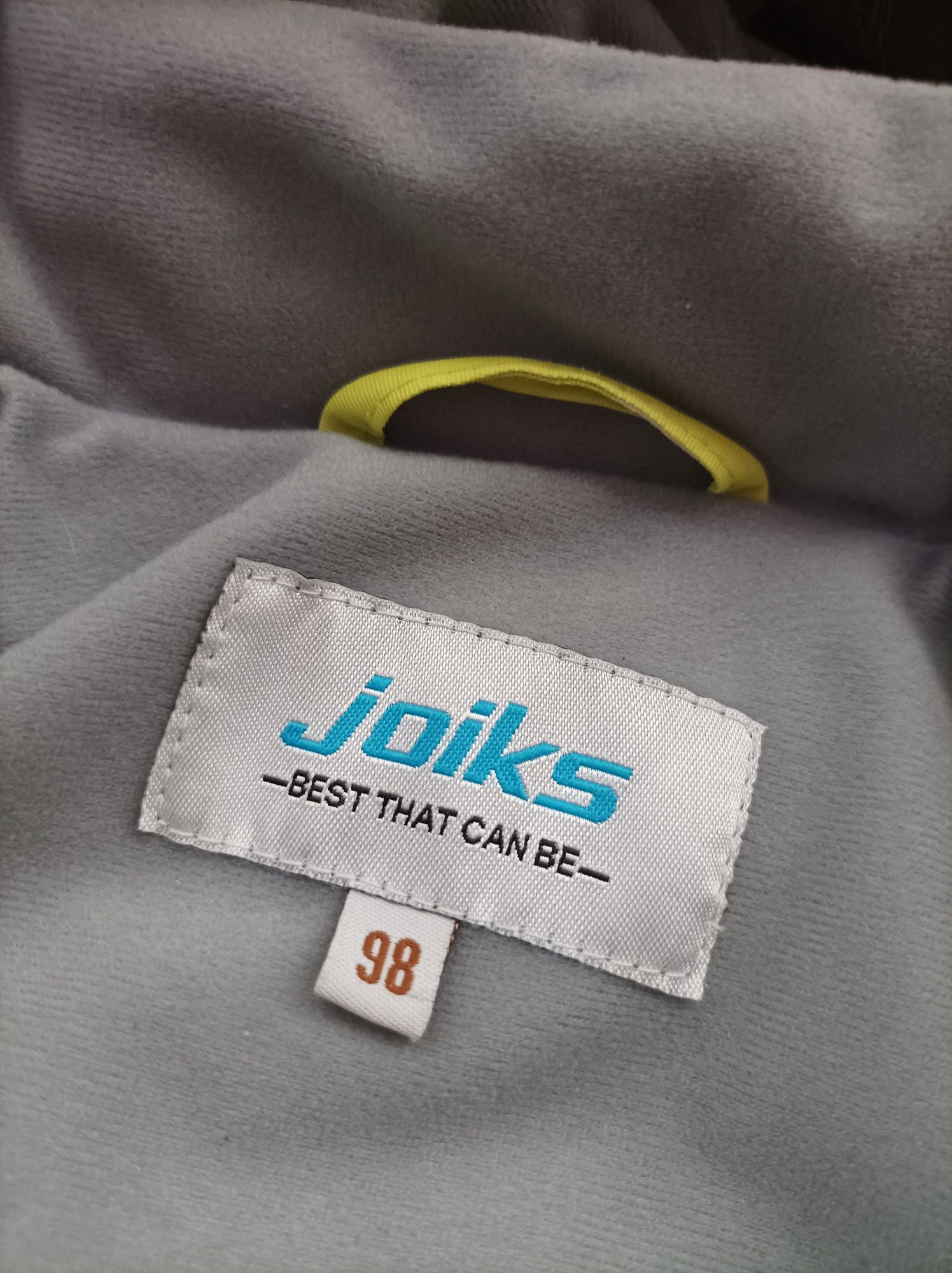 Продам зимний комбинезон Joiks 98р