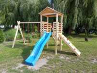 Twój Własny Mini Park Rozrywki – Drewniany Plac Zabaw DOSTĘPNY OD RĘKI