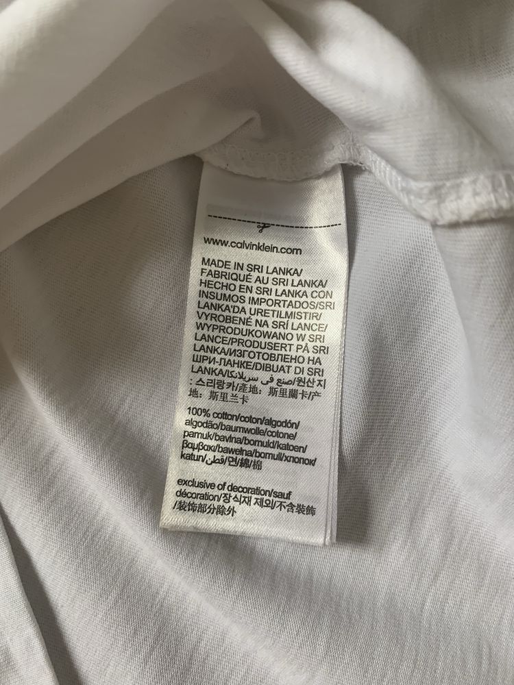 Футболка Calvin Klein. S