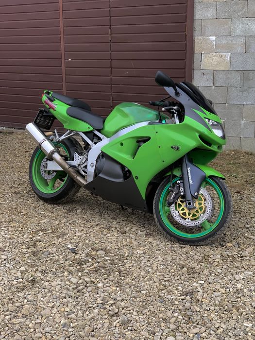 Kawasaki zx-6R ninja