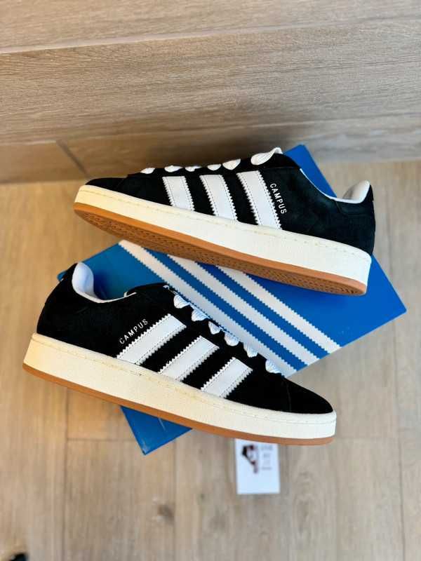 Adidas oryginalne czarne z lat 00-tych 38