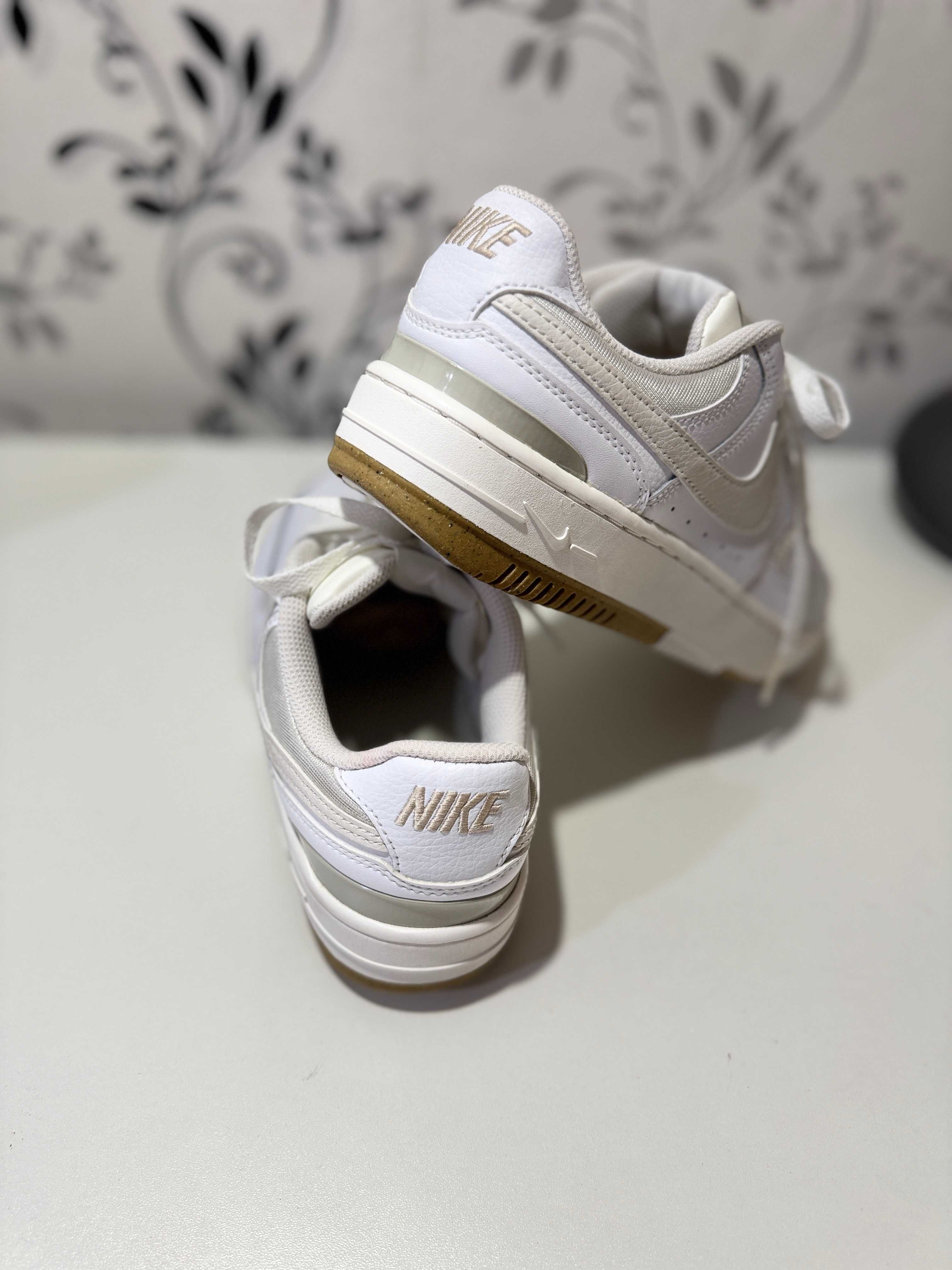 Кросівки жіночі Nike Gamma Force DX9176 103, 40.5р