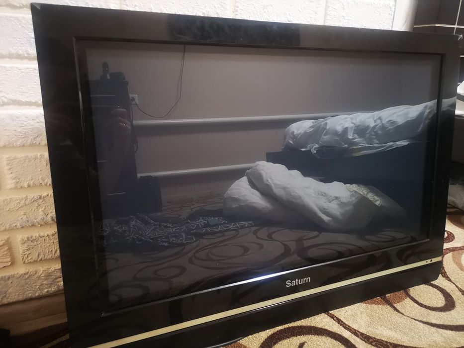 Телевізор Saturn 32 дюйми