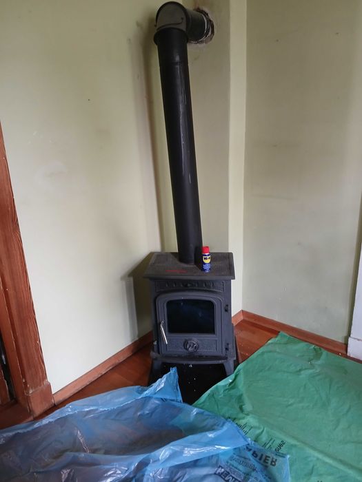 piec Arezzo  8kw żeliwny na węgiel-drewno