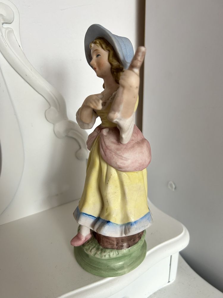 Ceramiczna figurka dama nr.6287
