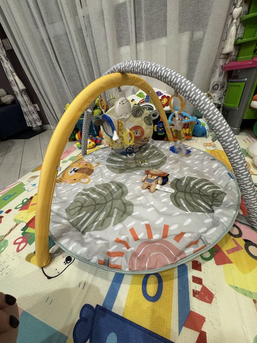 Розвиваючий килимок 0-3