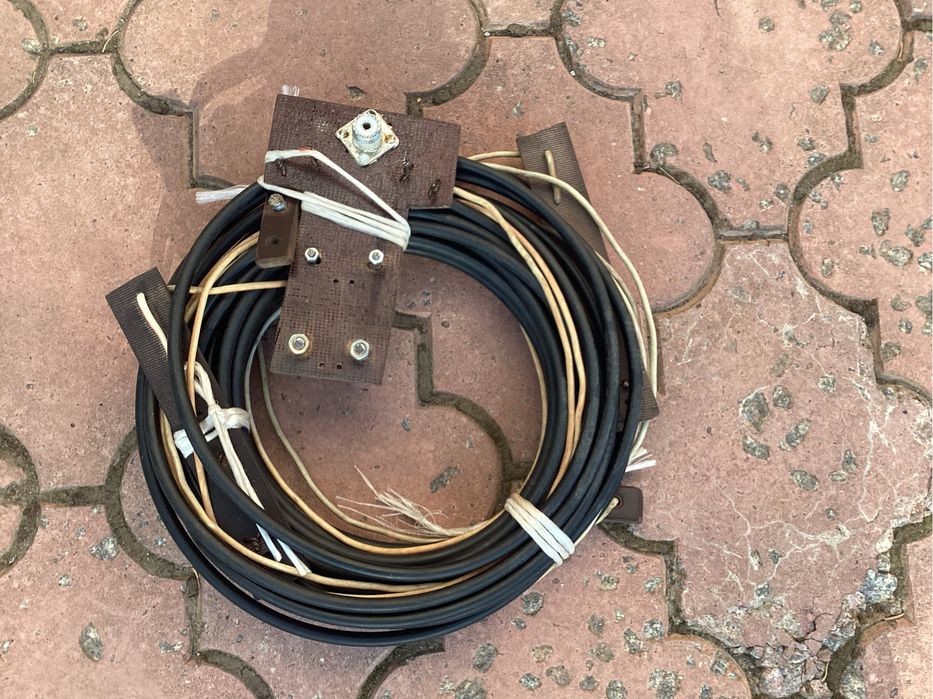 Продам антену «БАЗУКА» для радіоаматорського діапазону 40м.