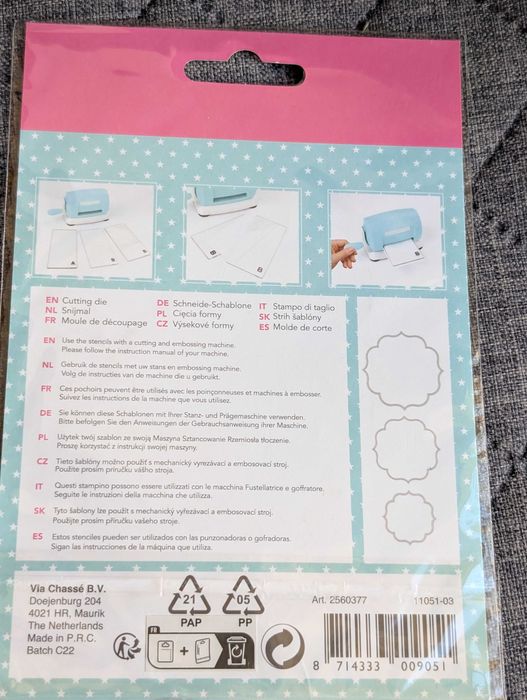 Wykrojniki do scrapbookingu Ramki