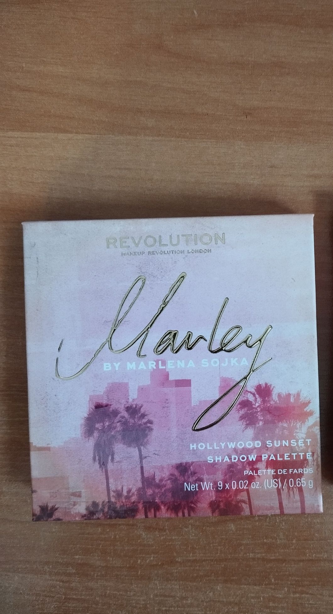 Paleta cienie Revolution Marley używane