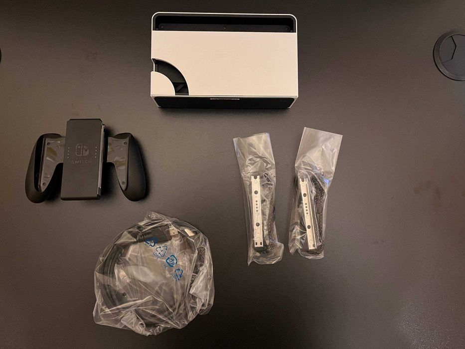 Nintendo Switch OLED 64GB*  K€FIR * Повний комплект