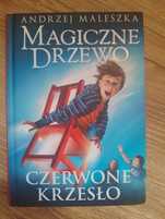 Książka Magiczne drzewo Czerwone krzesło
