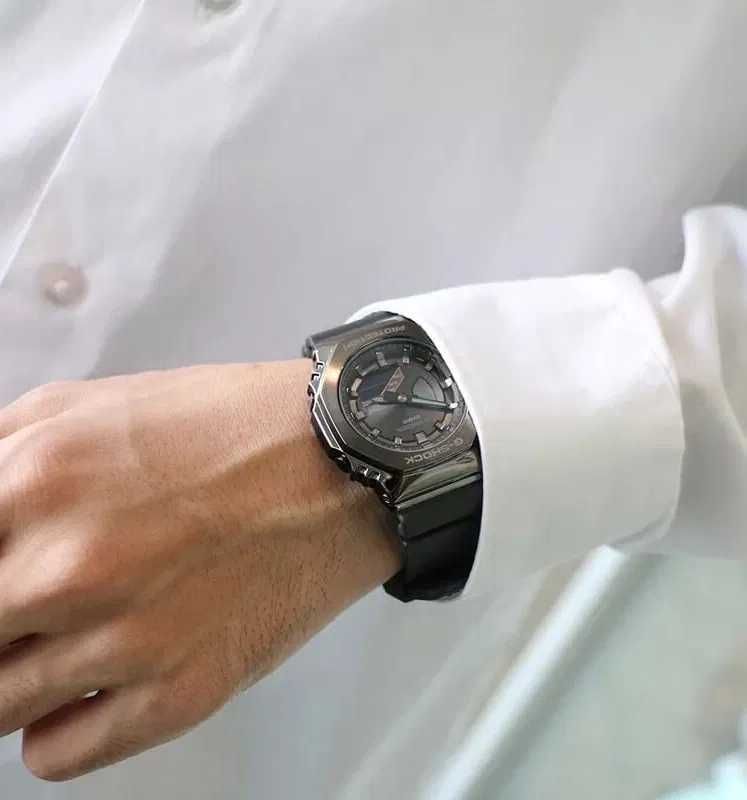 Офіційний годинник CASIO G-Shock GM-S2100B