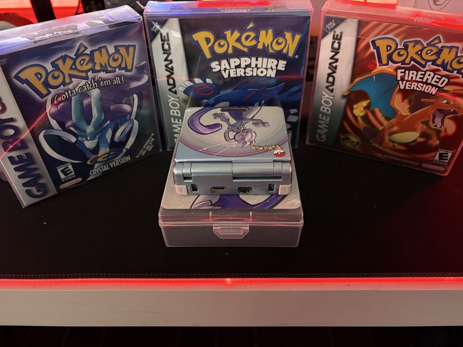 Gameboy Advance SP Mewtwo Edition