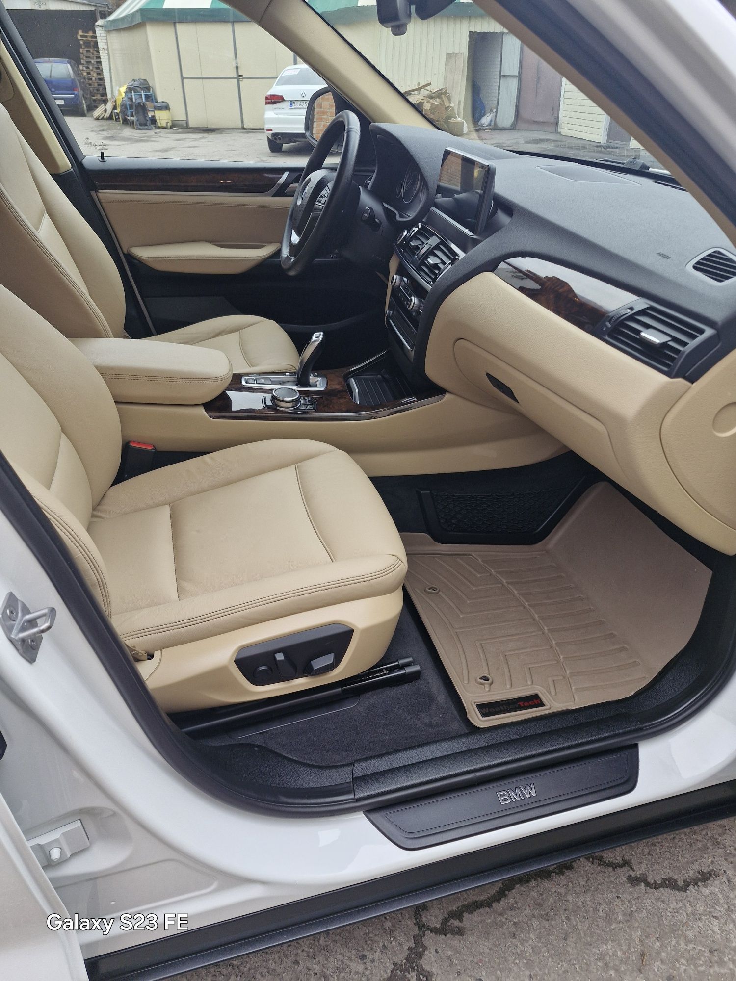 BMW x3 задній привід