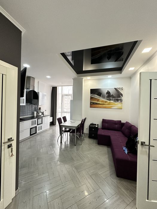 Центр Асташкина Кадорр жк 16 жемчужина 2спальни+студия