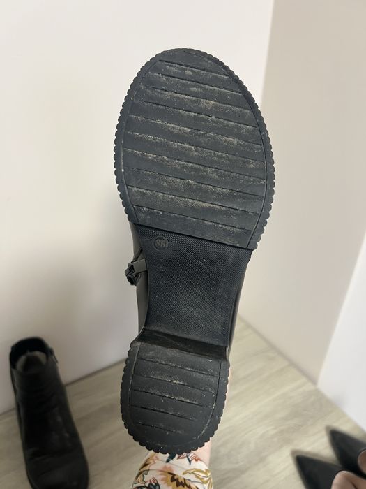 Зимові жіночі чобітки