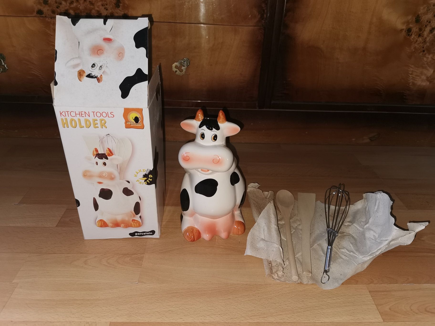 Stojak na przybory kuchenne Krowa z porcelany