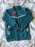 Bluza z kapturem Nike Dri-FIT - nowoczesny design, rozmiar XL