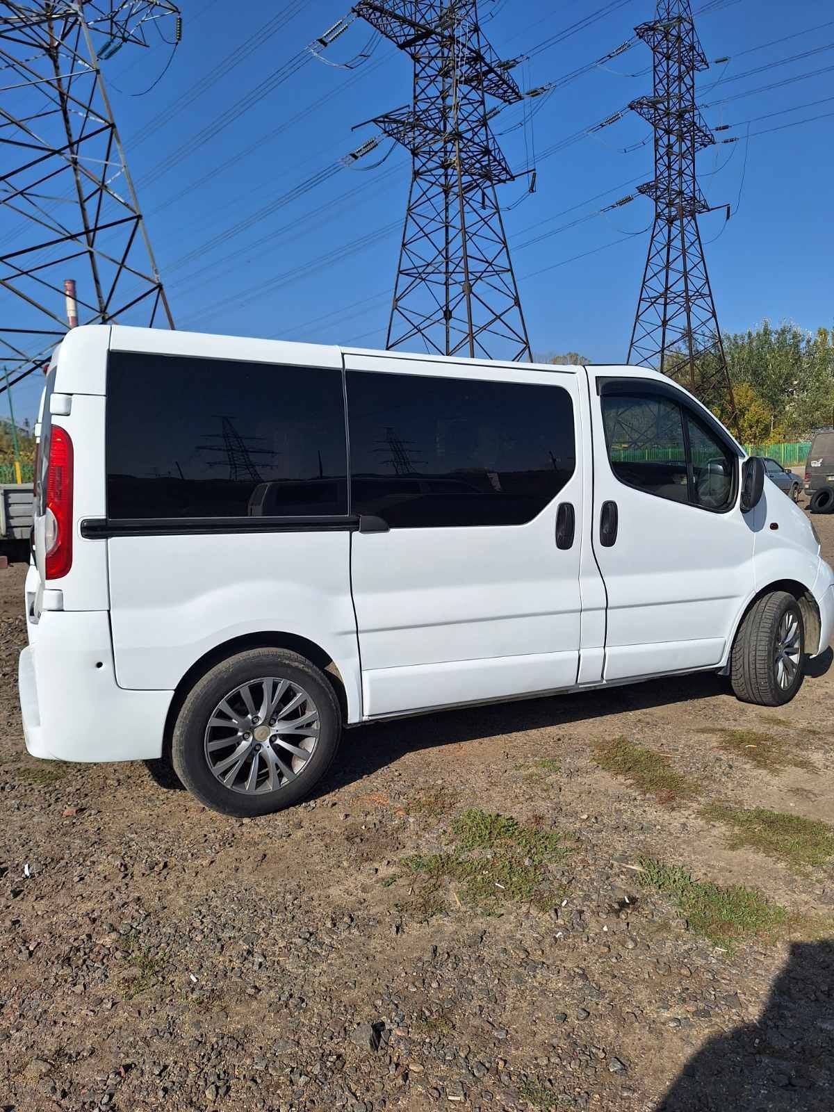 Продам Opel Vivaro