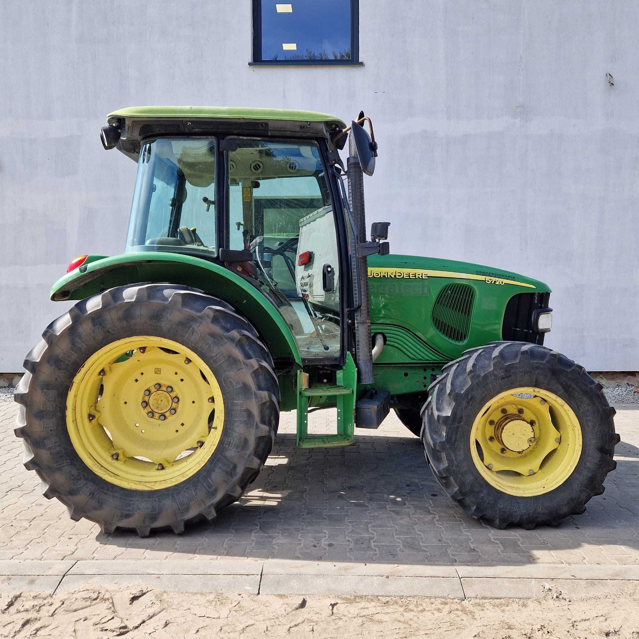 John Deere 5720, 2005 r.