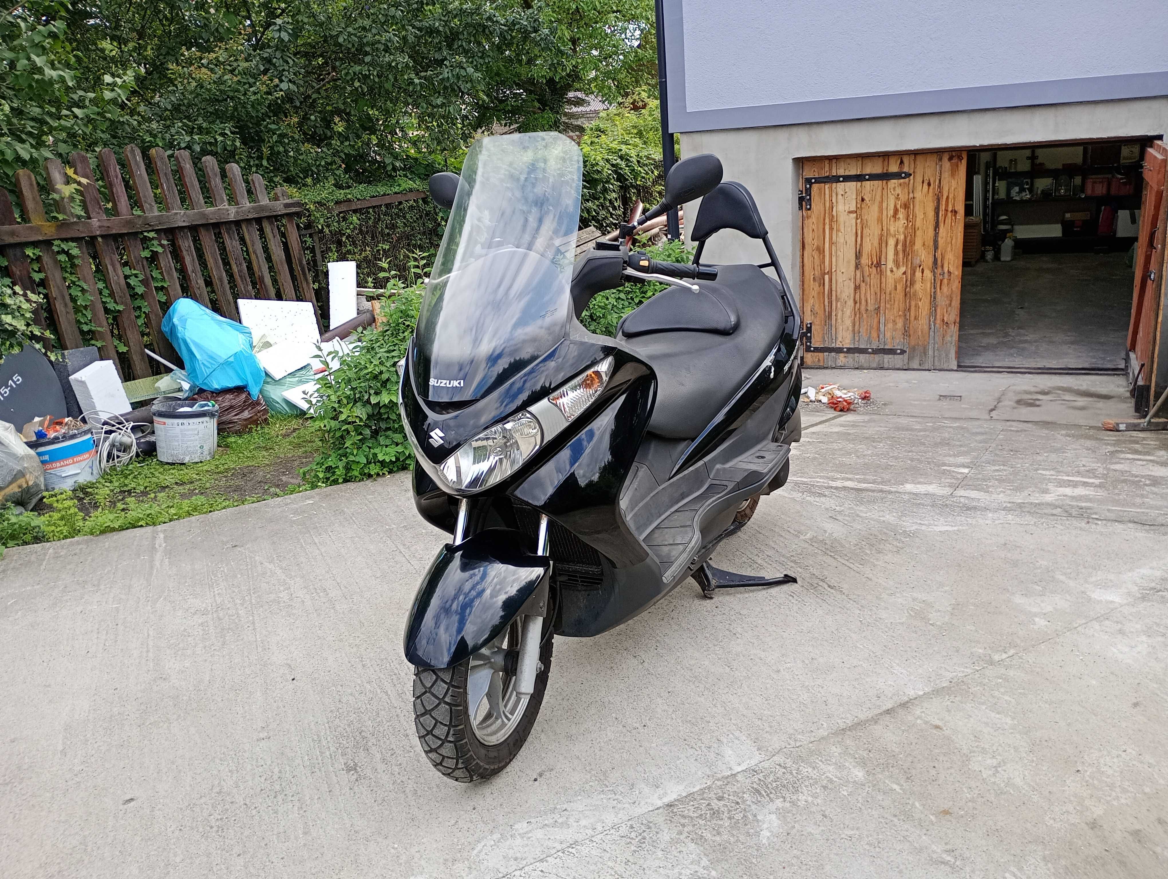 Suzuki Burgman 125