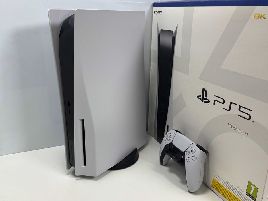 Konsola PlayStation 5 PS5 825GB z Padem Napędem Super Stan Gwarancja