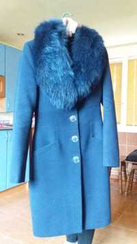 Зимнее  пальто  кашемировое 42р