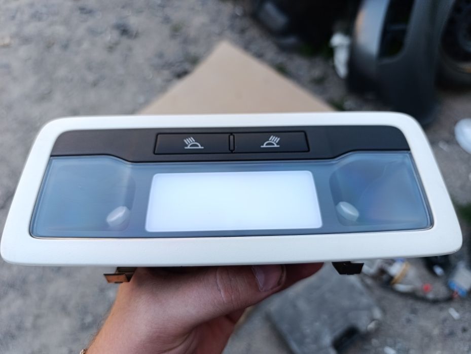 Плафон освещения салона Lexus ES300H 2018-2020 RX350 RX450h 2016-2022