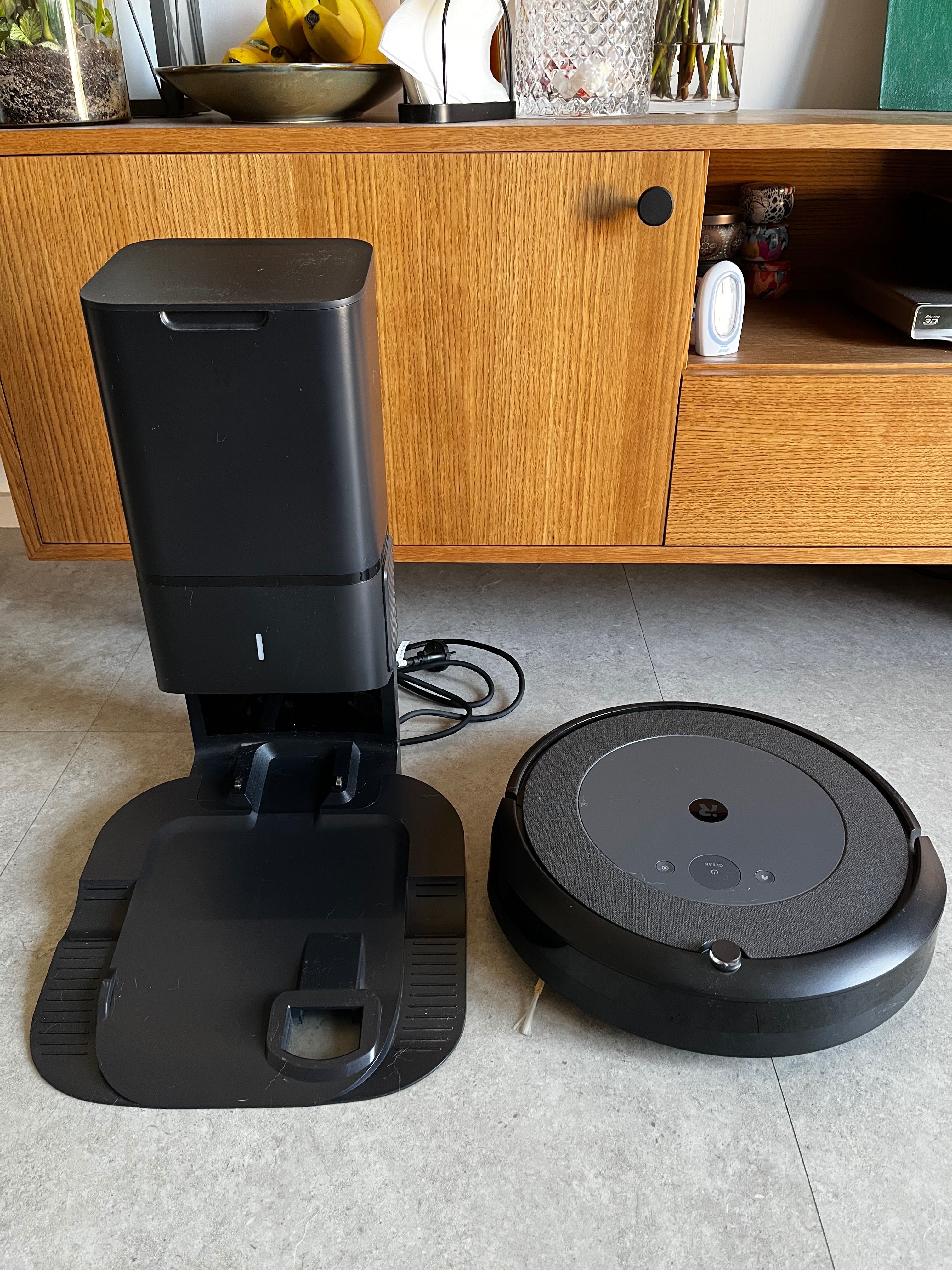 Odkurzacz iRobot Roomba i3+ (I3554) robot sprzątający