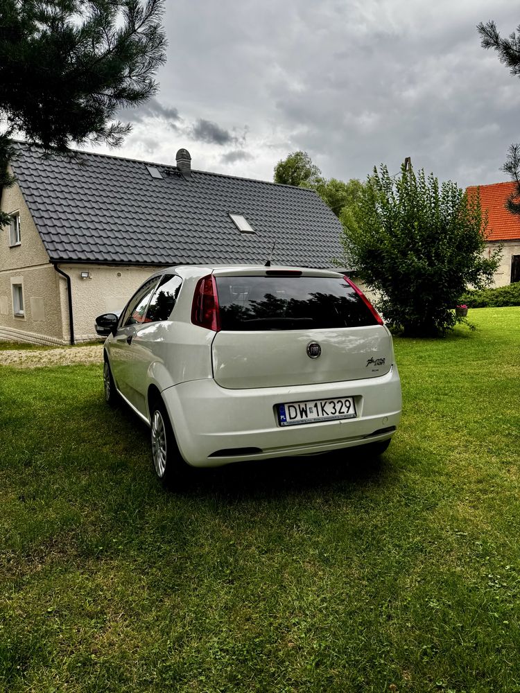 Fiat Grande Punto 1.4 lpg 2013 klima polski salon 23%Vatu.
