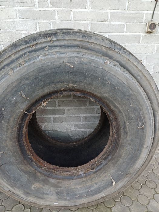 Opony rolnicze 1300x530-533