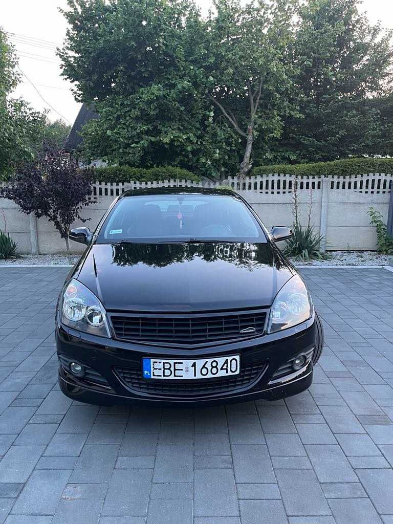 Opel Astra H GTC 1.8 140KM