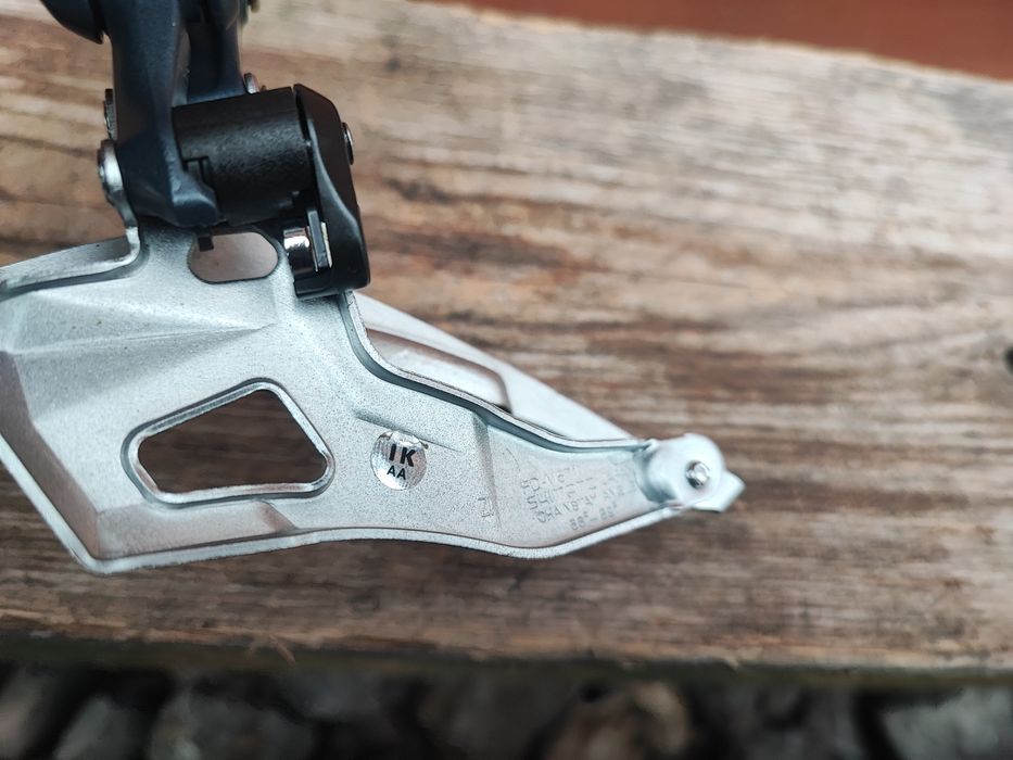 Przednia przerzutka rowerowa Shimano Deore LX M571 31.8 RETRO MTB