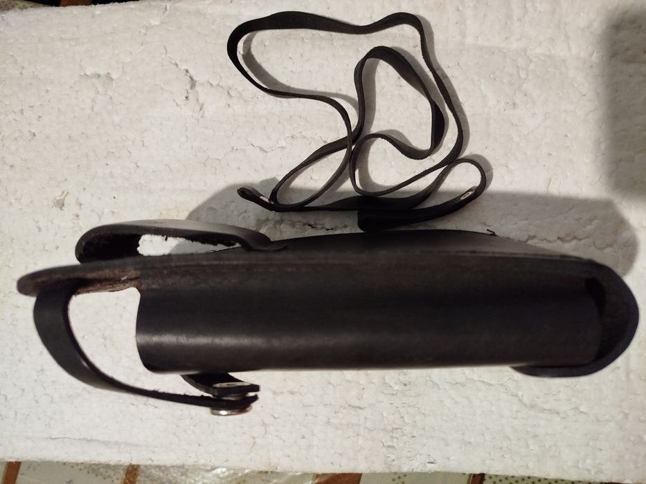 Продам новый чехол под радиостанцию.