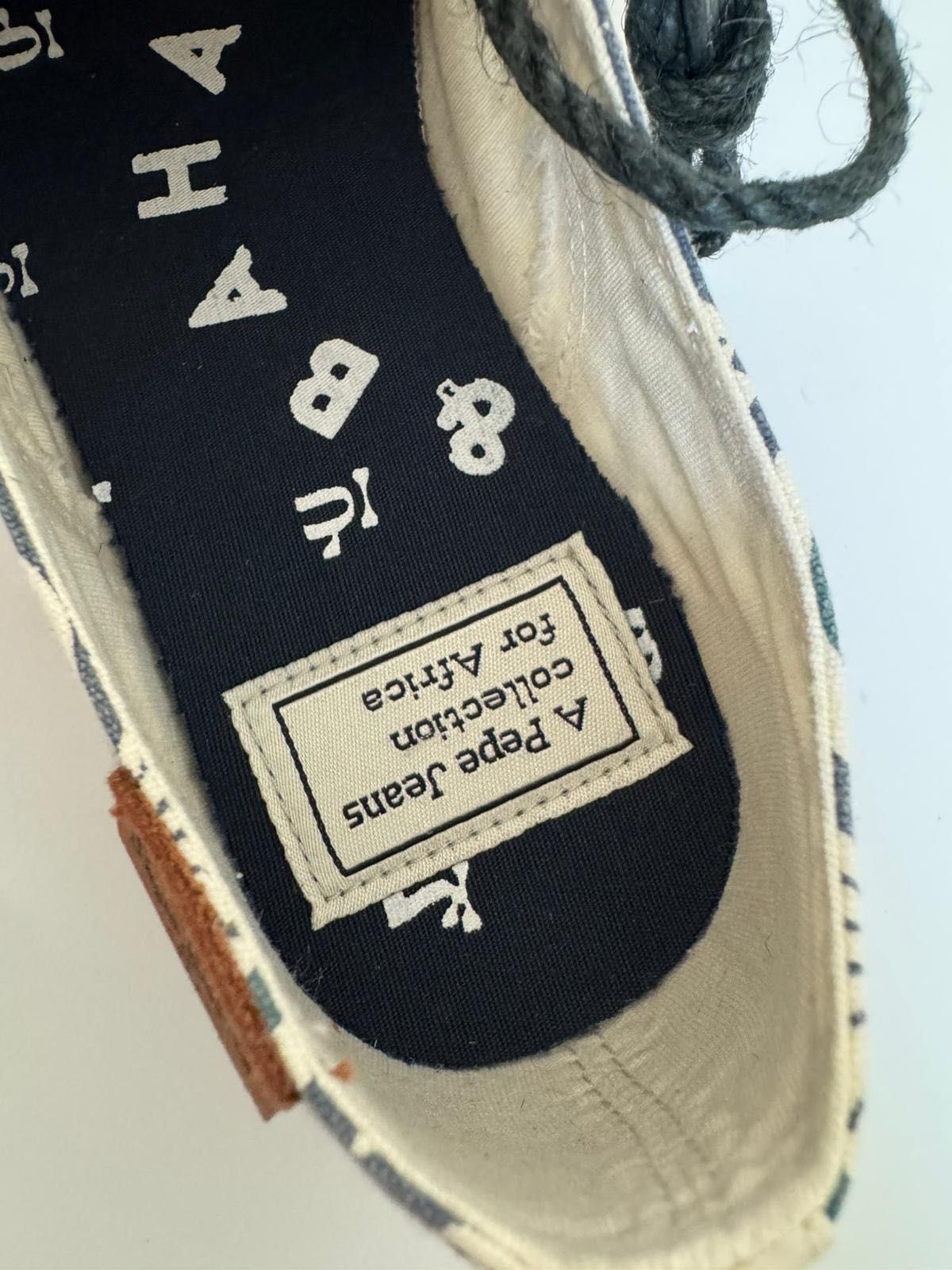 Nowe trampki PEPE JEANS LONDON białe niebieskie 34