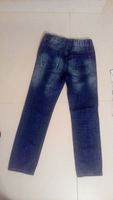 Jeans ganga TisSaia tamanho 9 anos- com estampas- Baixa de preço