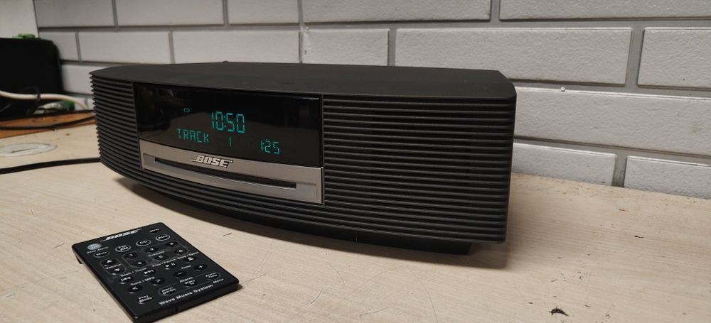 Wieża BOSE Wave music system AWRCC3