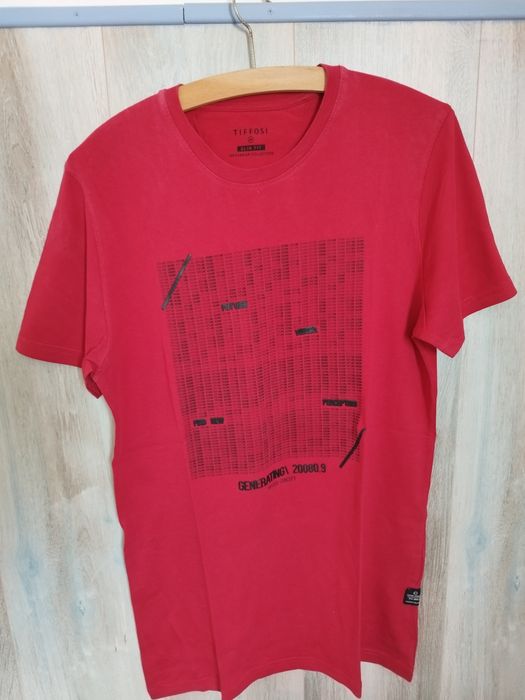 T- shirts de várias marcas