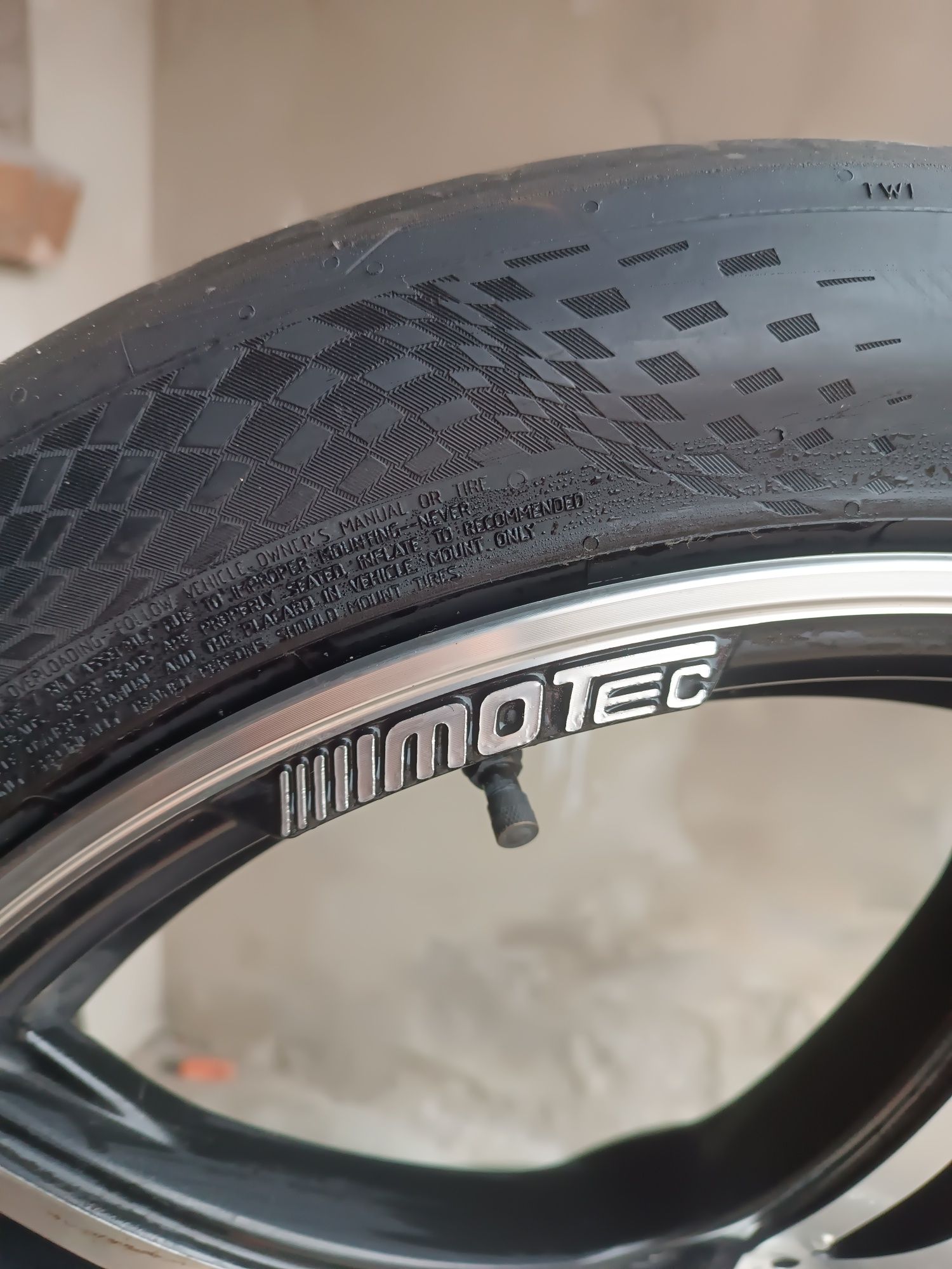 Komplet kół MOTEC  LATO 19" 5x112 audi VW