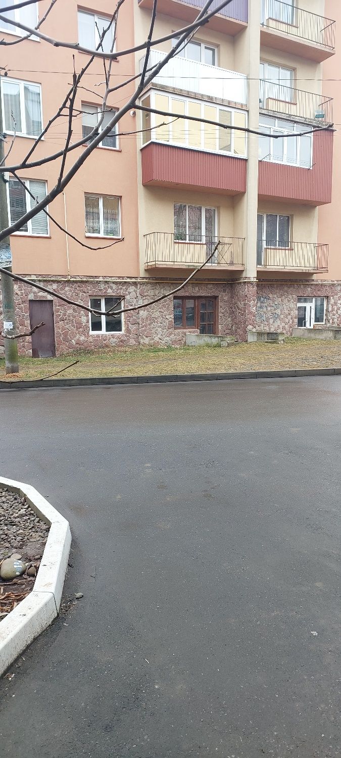 Комерційне приміщення