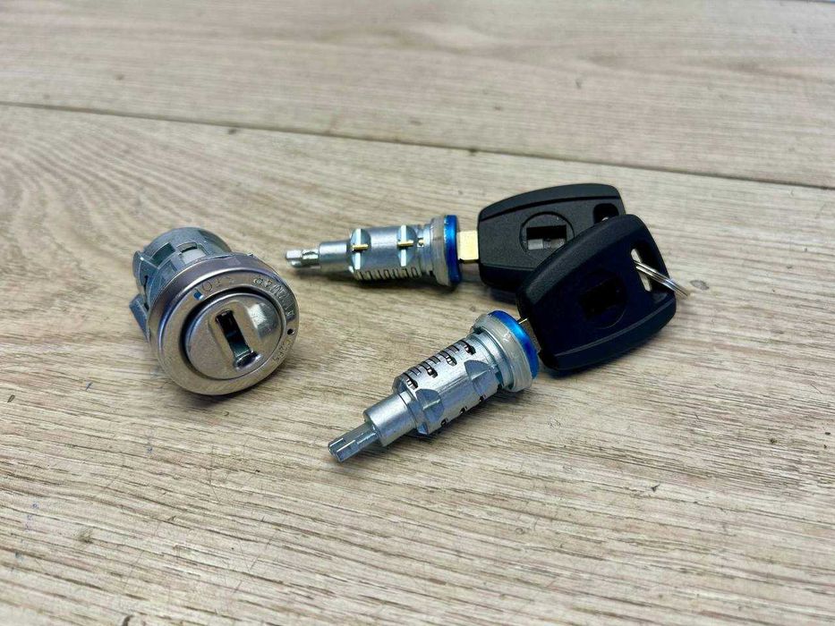 Замок Личинка Серцевина Fiat Ducato 250 Boxer Jumper Дукато Боксер