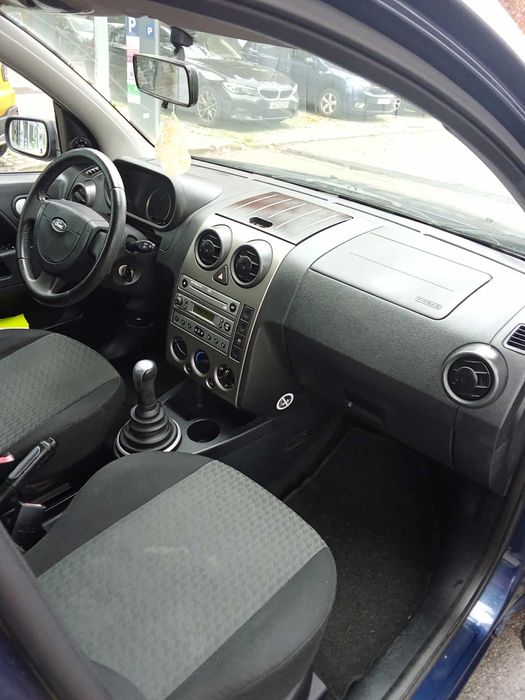 Ford Fusion guia 1.4 16v ano 2004 AC