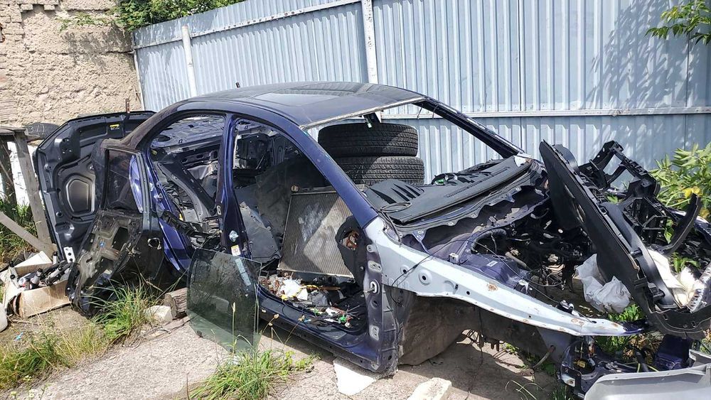Honda Accord 7 Кузовні деталі