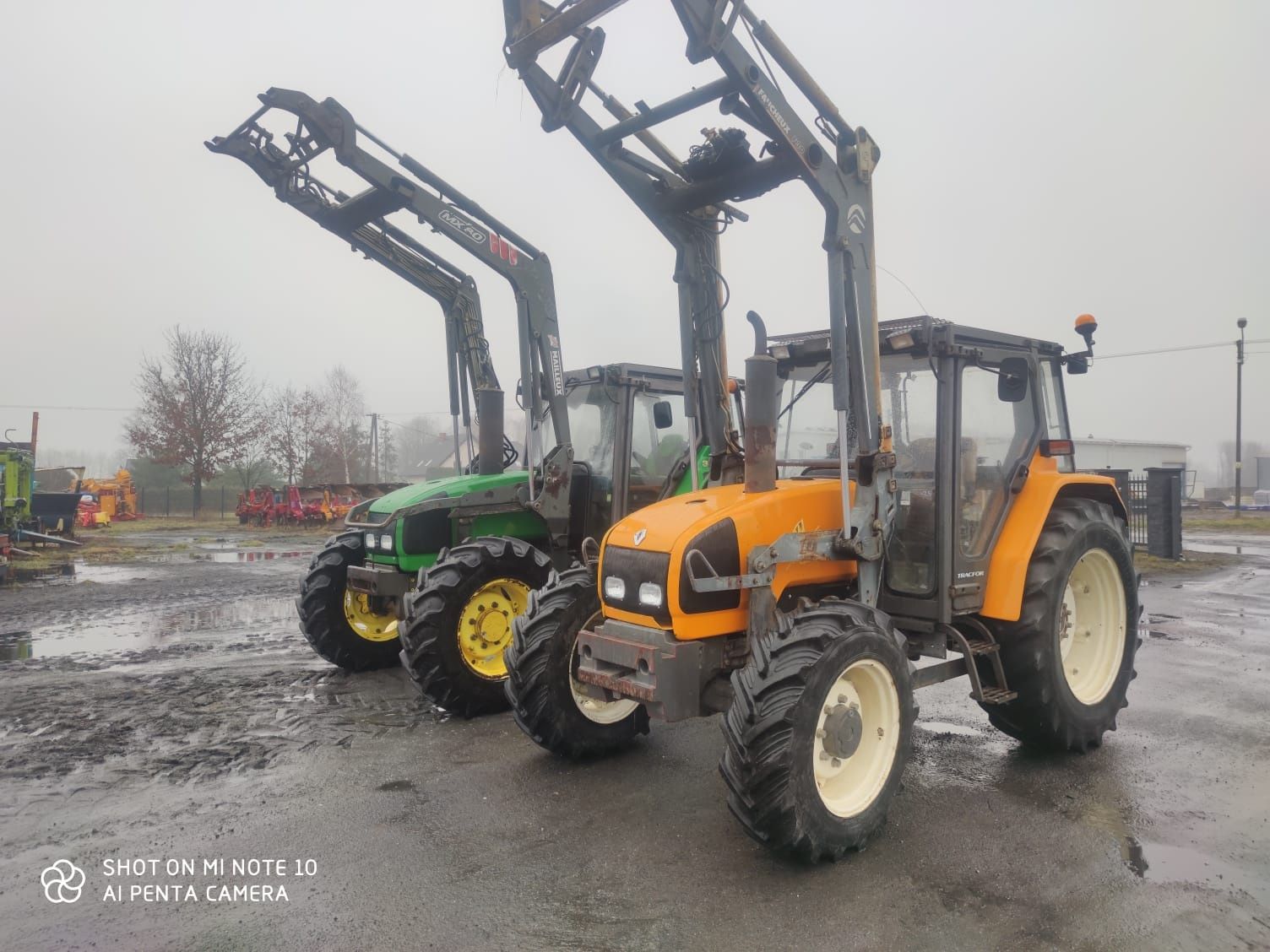 John Deere 3300 98 r. Z Turem Maillux Mx 80/ Ceres 95