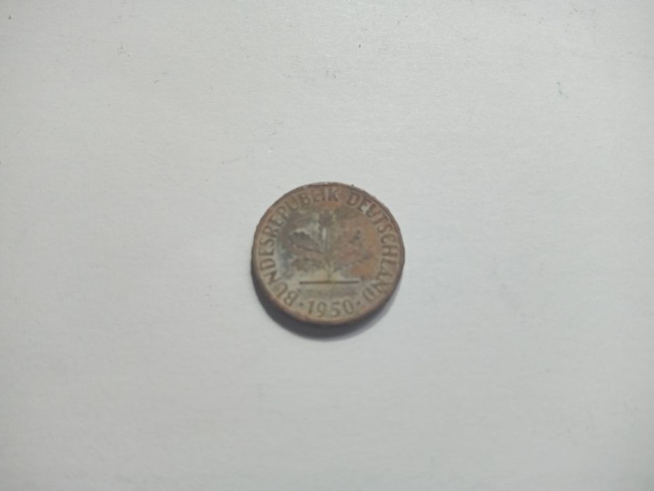 32 monety Pfenning od 1950 do 1989 roku