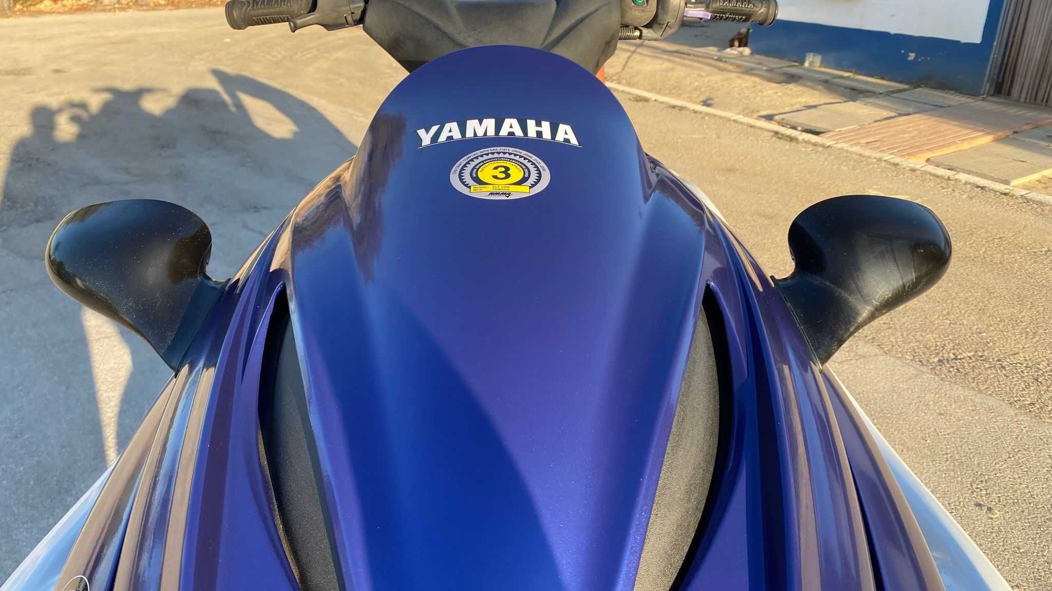 Yamaha waverunner XLT 1200